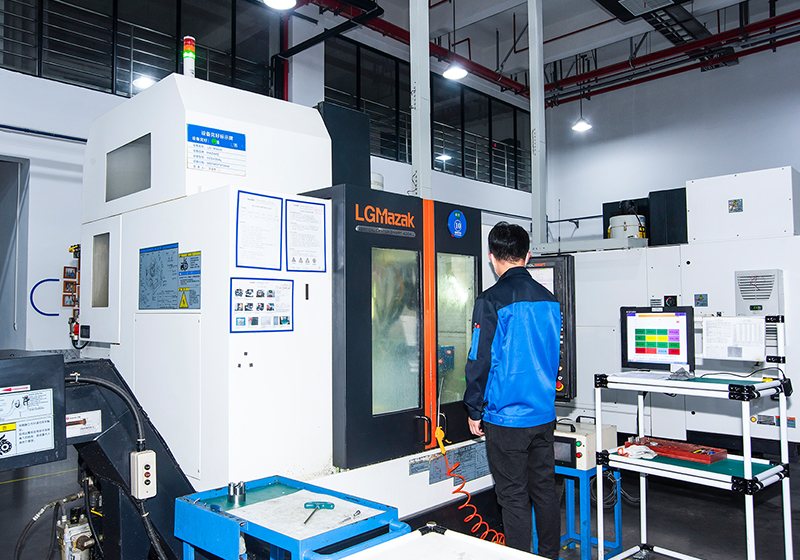 attrezzature per la lavorazione CNC rapida